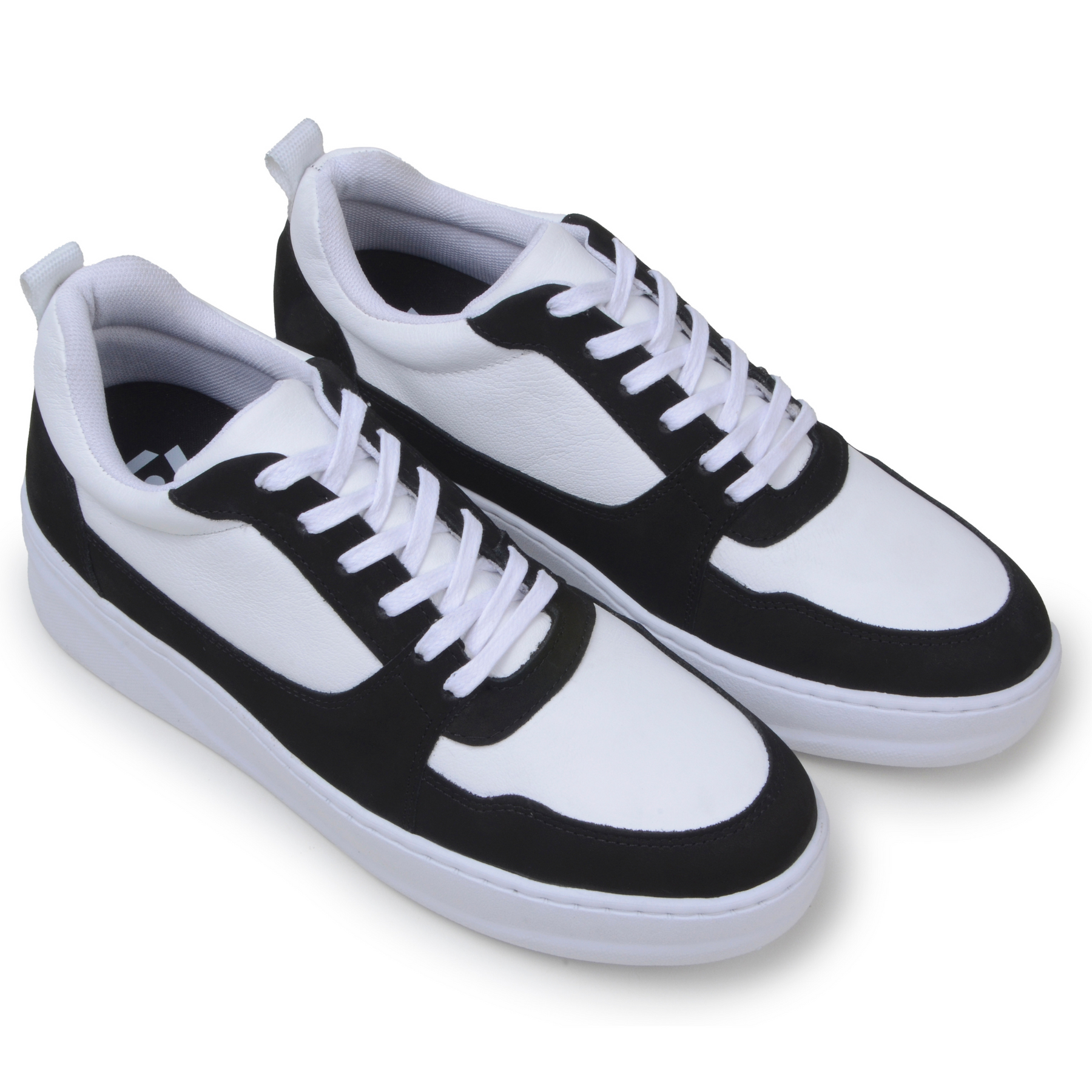 Tênis Titan Preto/Branco